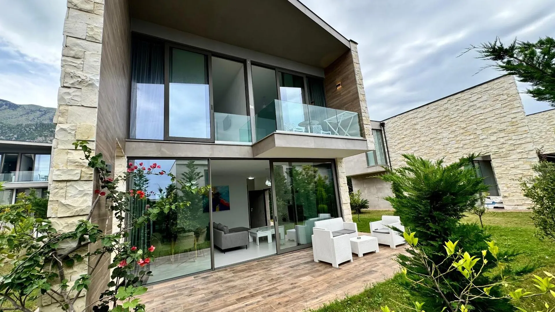 London Villa Olea Residence Drimades Himarë 0*,  Arnavutluk